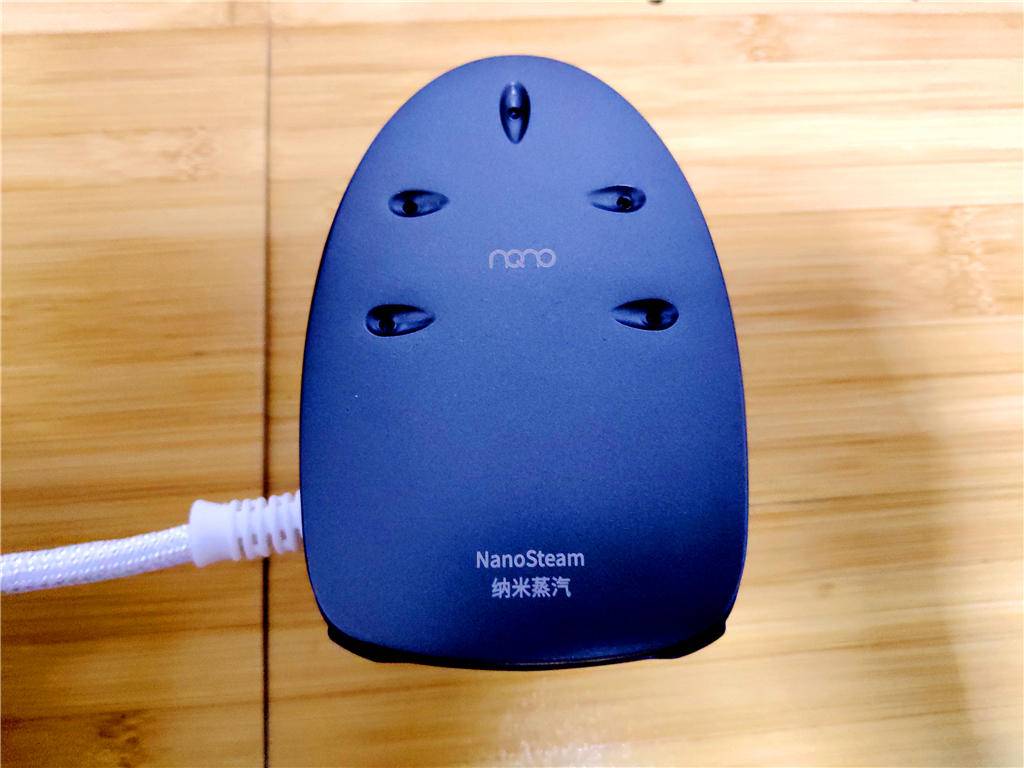 飞乐思纳米蒸汽小熨斗体验视频,纳米蒸汽小熨斗测评