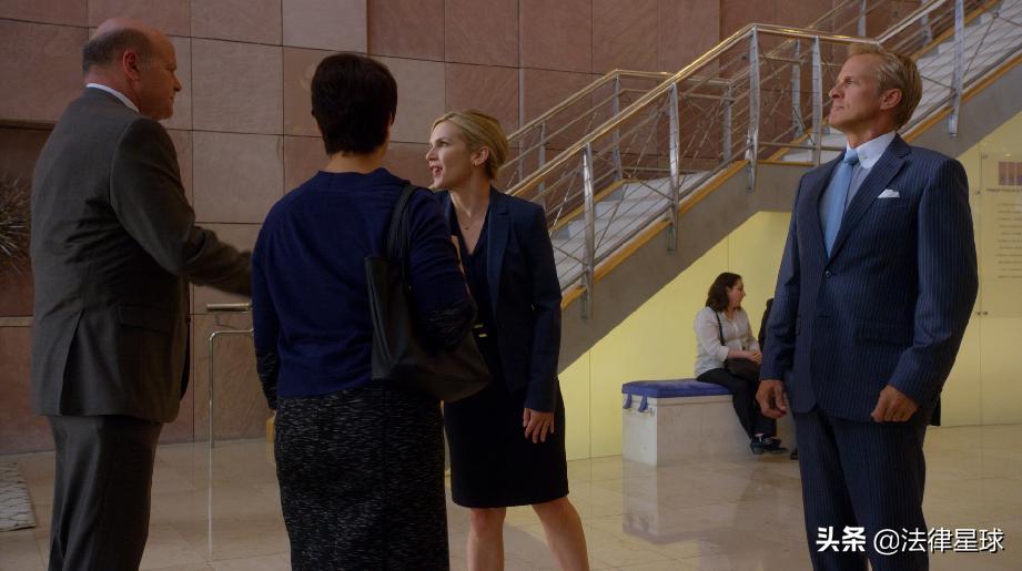 发生工伤公司需要安排人照顾吗,发生工伤公司给员工应有哪些赔偿