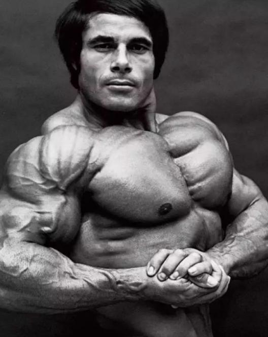 健美史上第一人阿诺施瓦辛格,健美冠军施瓦辛格