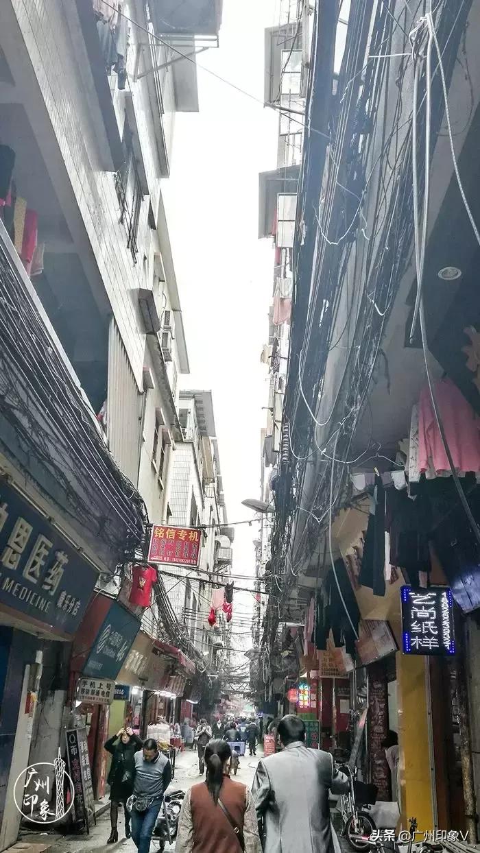 老板开1万底薪,老板开3000的工资干5000的活