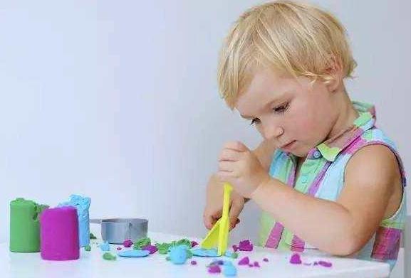 就放那别动,面对孩子强迫症怎么办?家长做好心理工作很重要