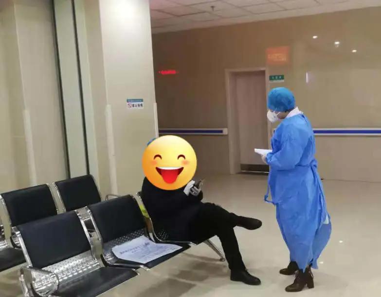 向抗疫最前线的白衣天使们点赞,抗疫一线的白衣战士你们辛苦了