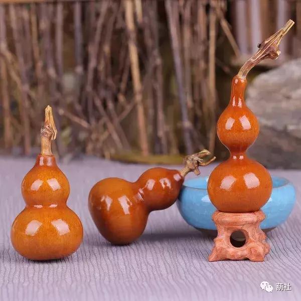 葫芦怎样盘才能色泽鲜亮,葫芦咋盘才红亮