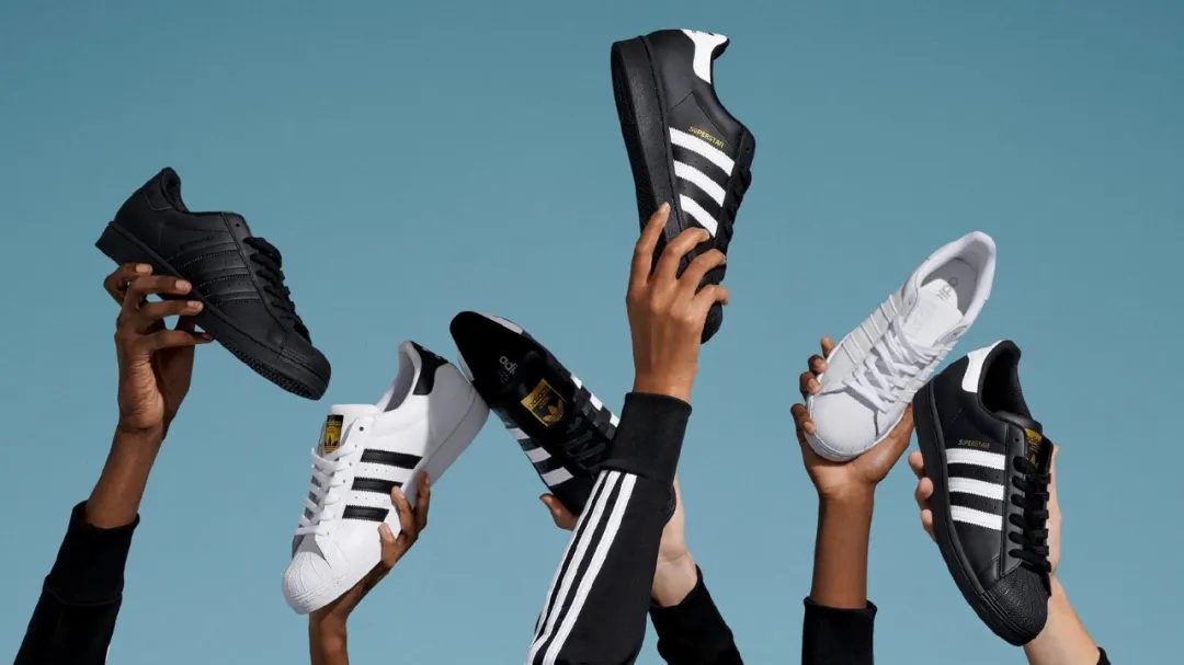 锐步大败局！15年血亏160多亿，阿迪如今再也撑不住了