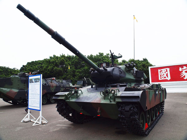 经常因经费不足而暂停改进的M41坦克，性能如何