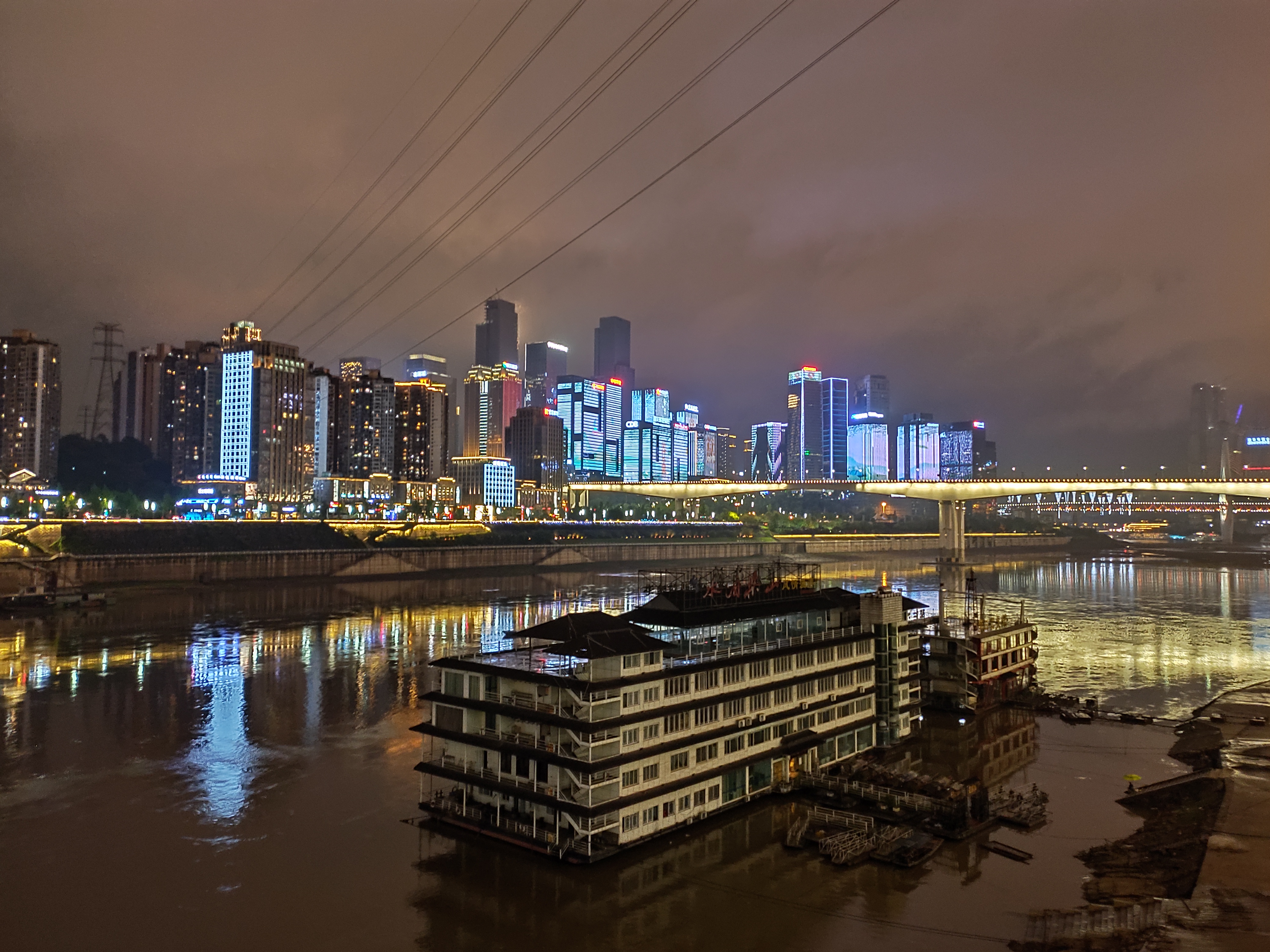 oppo不同价位性价比最高手机,opporeno2和opporeno2z哪个好