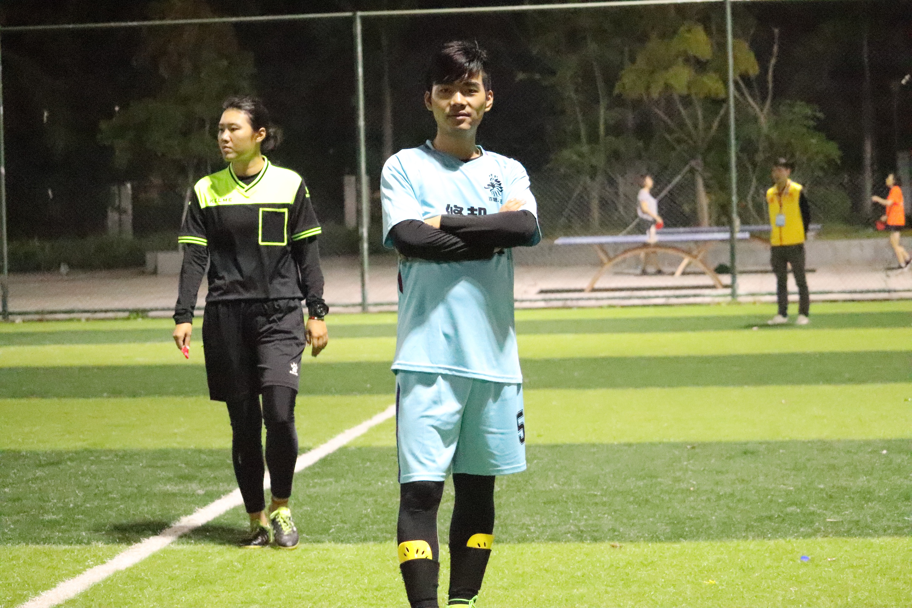 草根足球怎么逆袭,草根足球不业余