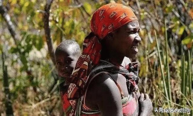 非洲最“封闭”部落，“大臀美女”很吃香，却无法拒绝男人需求