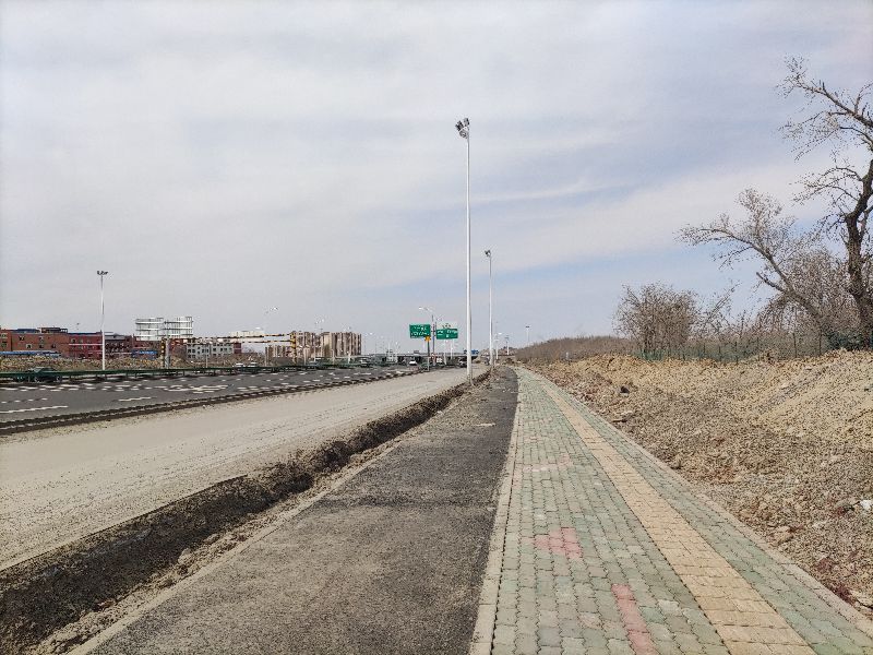 乌鲁木齐免费玩的地方运动场地,乌鲁木齐游玩适合烧烤的地方