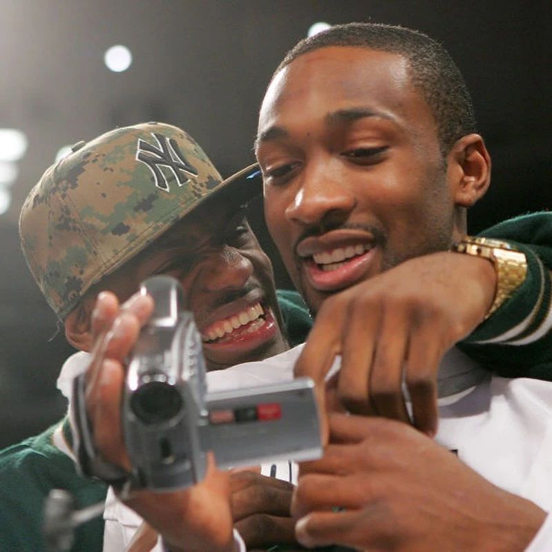 看到乔丹夺冠，詹姆斯哭了！老冤家今天投诉詹姆斯，老詹请求原谅