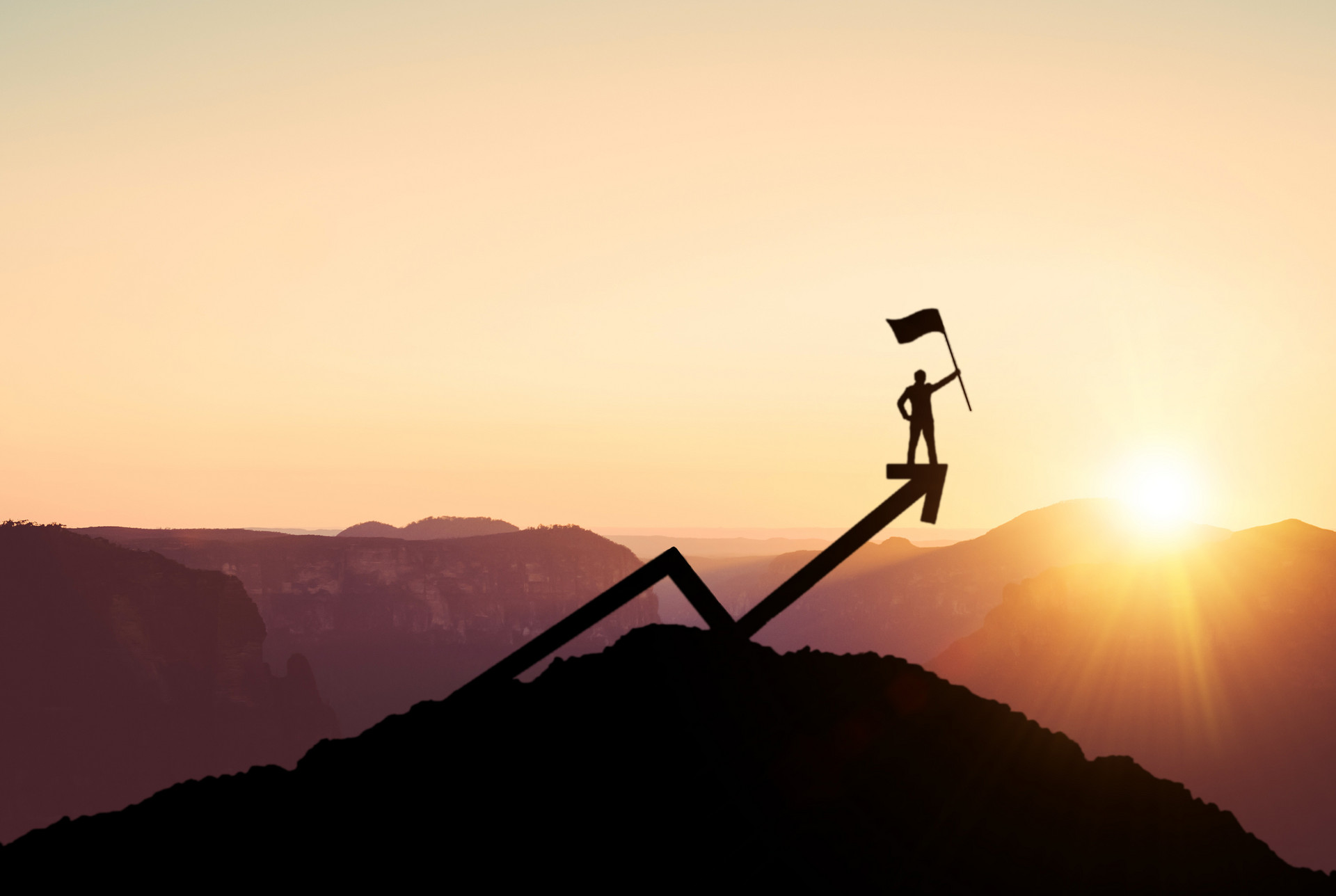 我升职了同事没升职怎么劝告,领导答应升职加薪却迟迟不落实