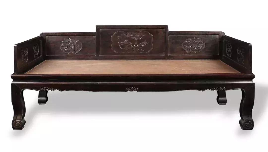 哪一种罗汉床最实用,适合在客厅罗汉床当卧具