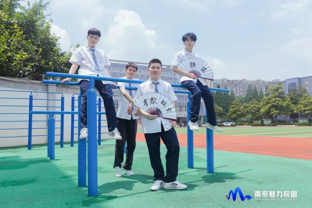 毕业纪念册六年的回忆,高三11班毕业纪念册