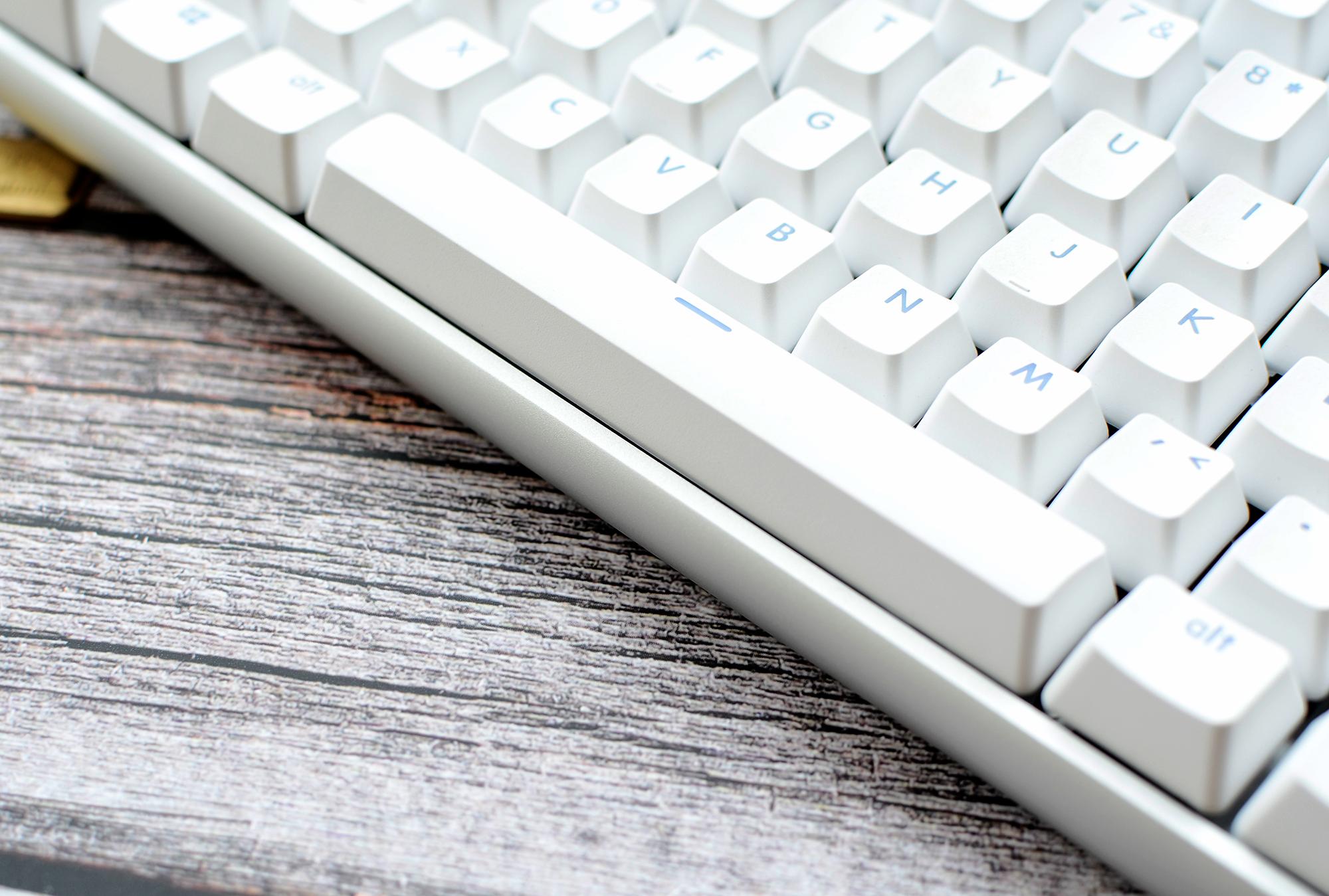 悦米pro和悦米机械键盘区别,悦米机械键盘pro静音版499