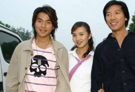 以前与现在乌鸦哥张耀扬,乌鸦哥张耀扬为什么突然头发白了