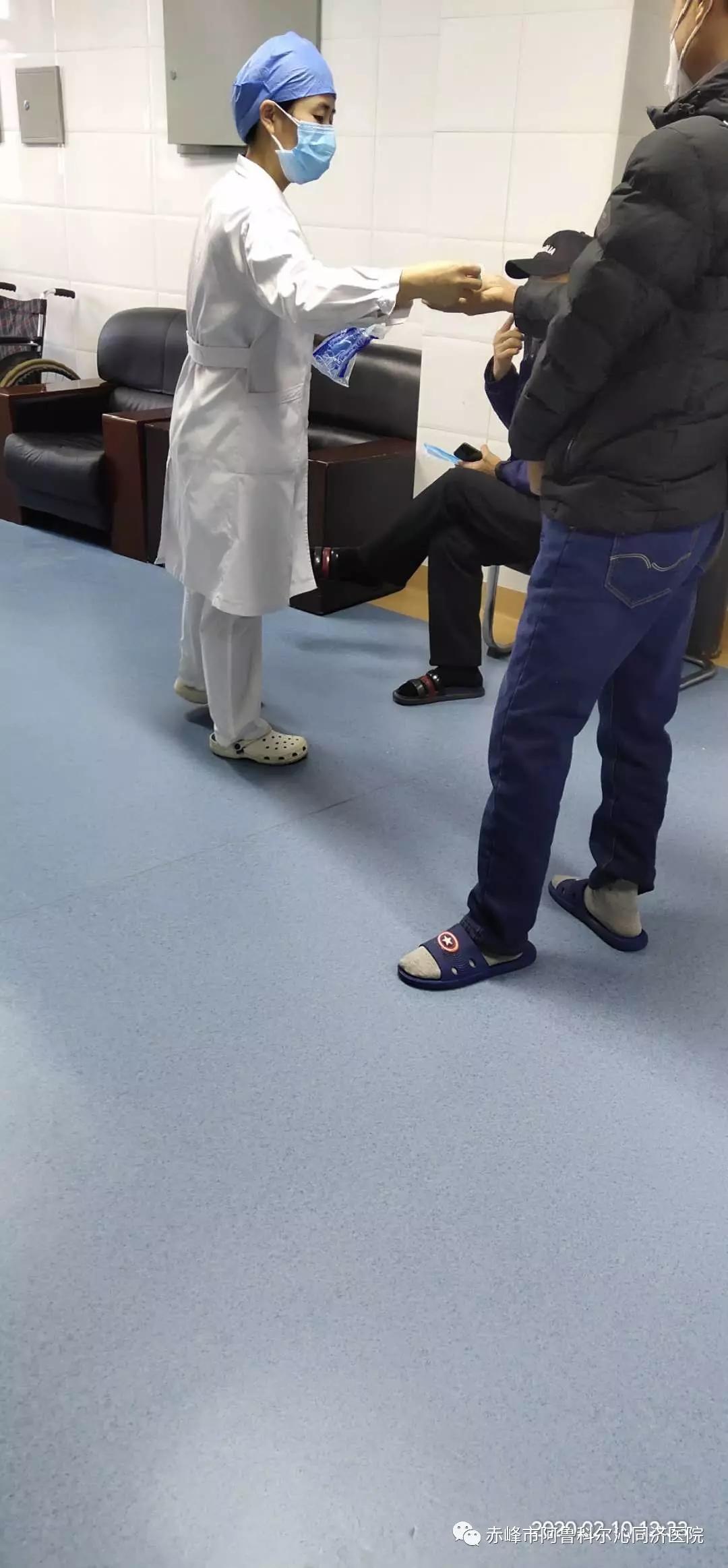 奋战一线的逆行者,同济医院临时血液透析