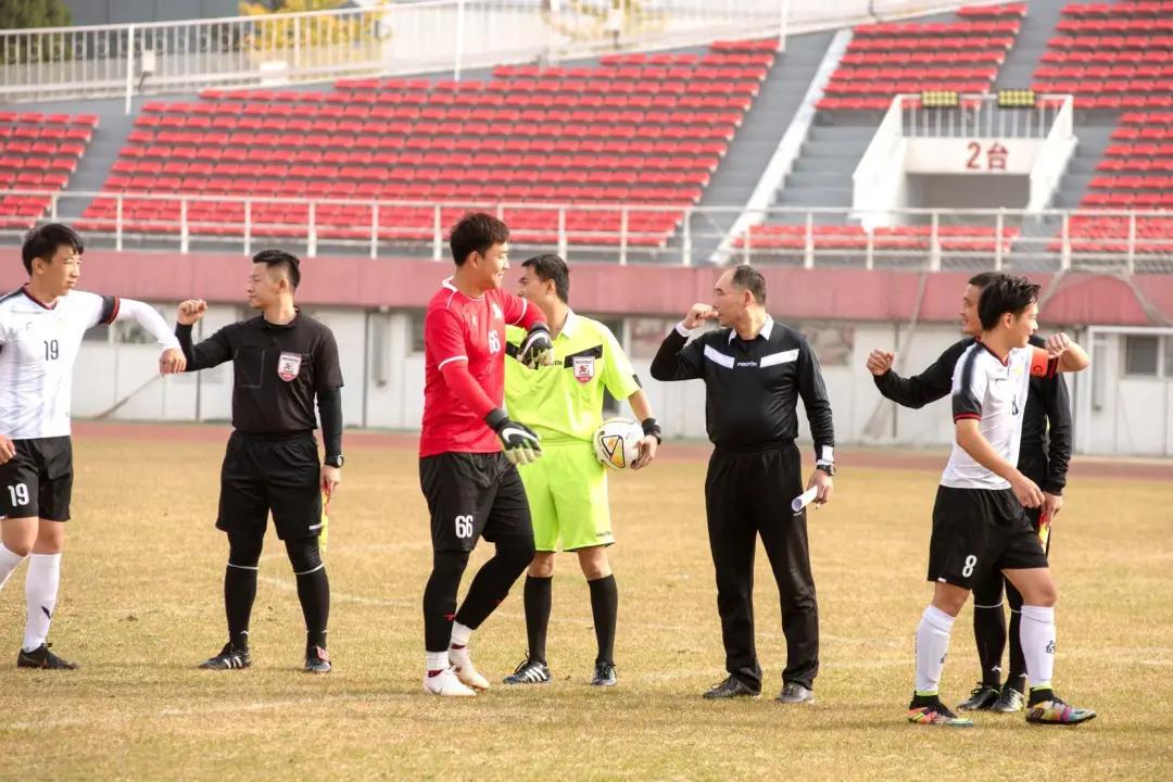 椹伴獘缁胯尩宸呭嘲鍐虫垬,椹伴獘缁胯尩瓒崇悆