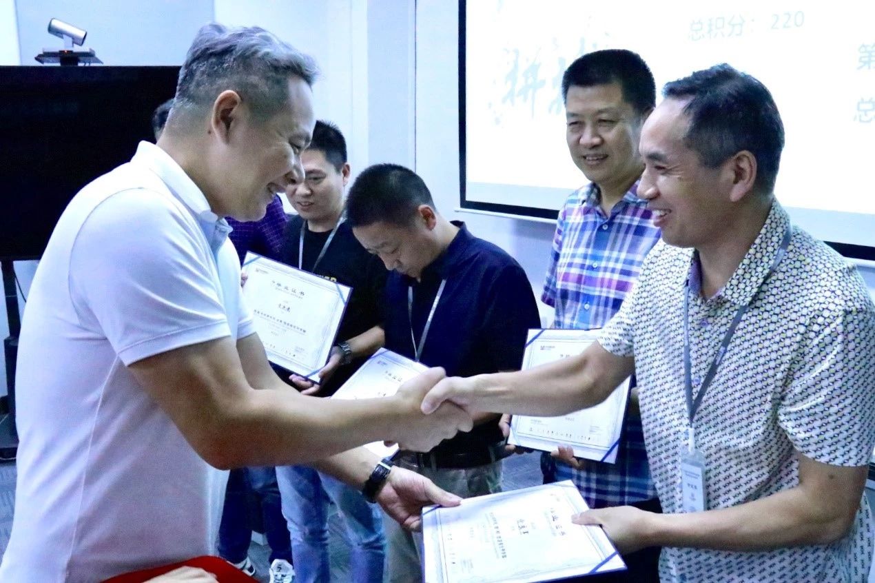 璧嬭兘鍚堜綔浼欎即,璧嬭兘鍥㈤槦鍏辫耽鏈潵