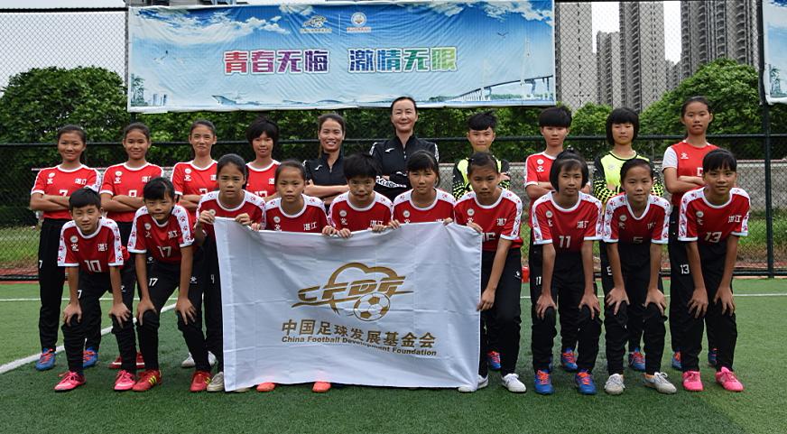 铿锵玫瑰女足队员都有谁,铿锵玫瑰女足事迹