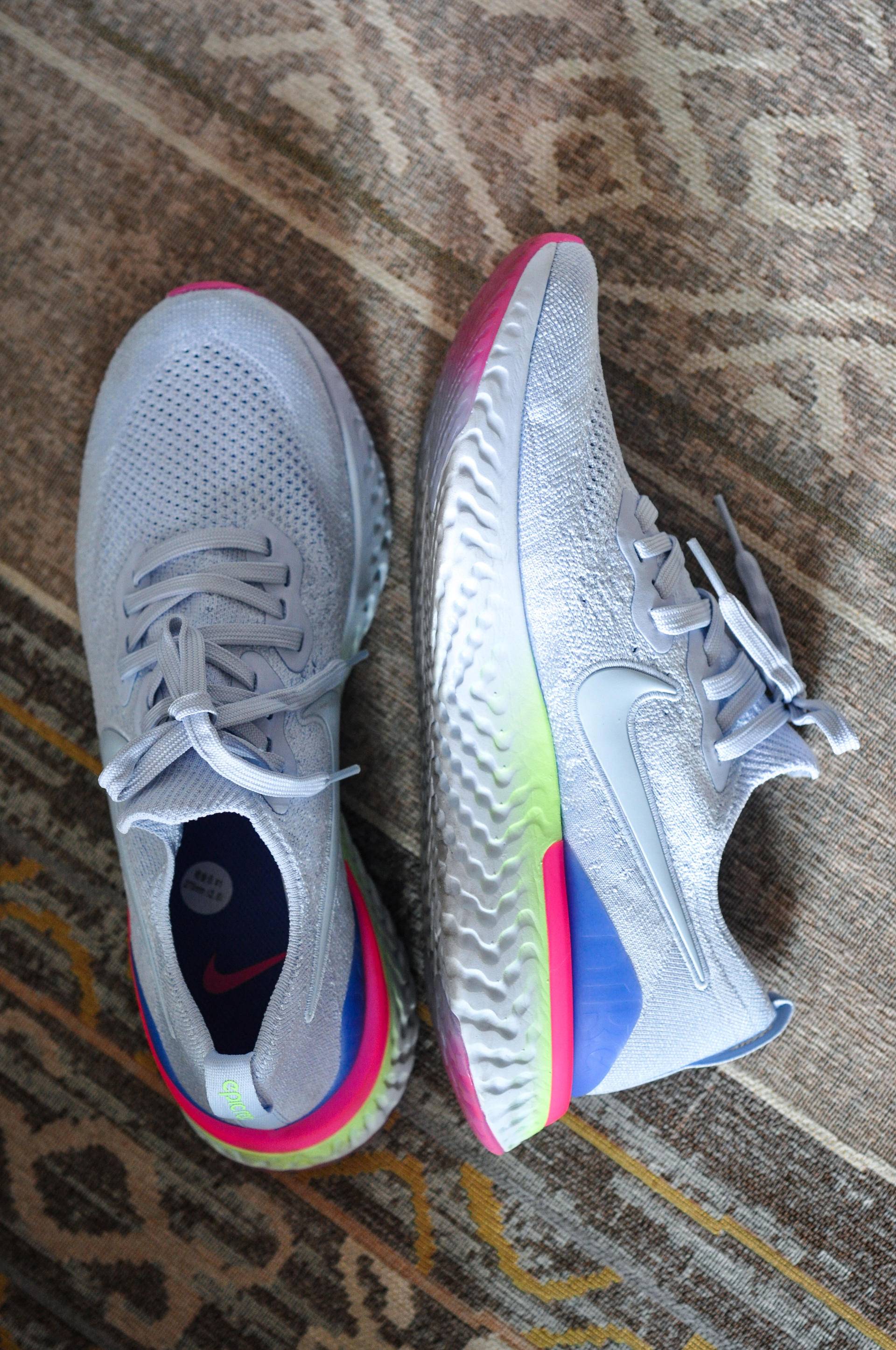 推荐不臭脚的小白鞋,超级好看的小白鞋推荐