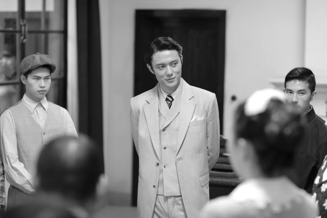 张超飞行视频 (张超飞行员的精神)