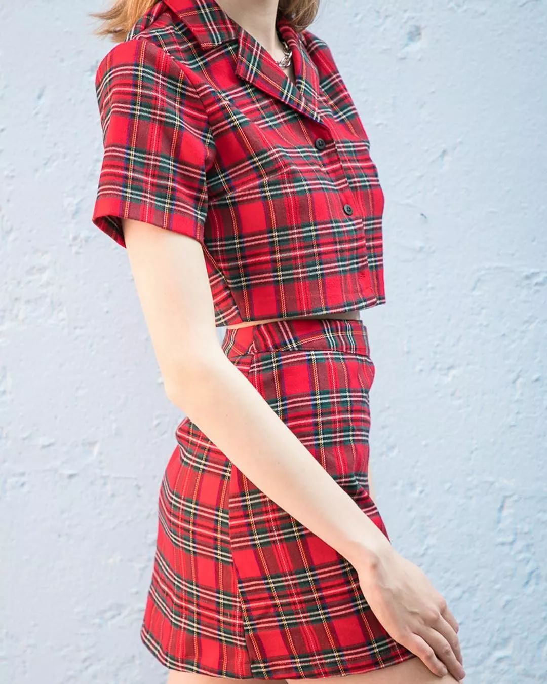 教你100元变身梦幻九头身KaiaGerber