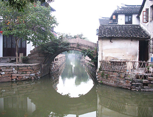 中国以前的两个村子打架,中国最神奇的三个古镇