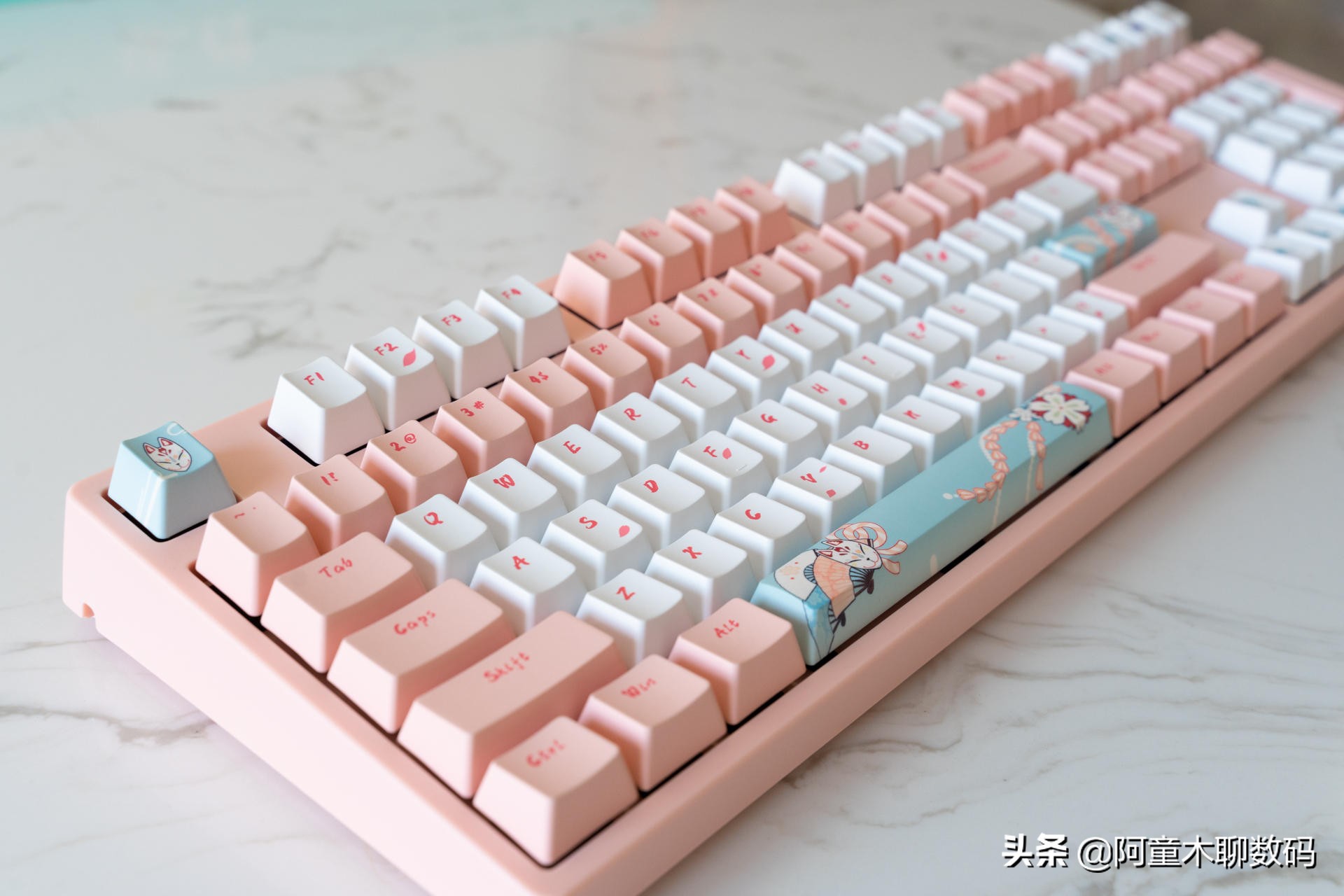 国产外设品牌，高颜值特色键盘盘点