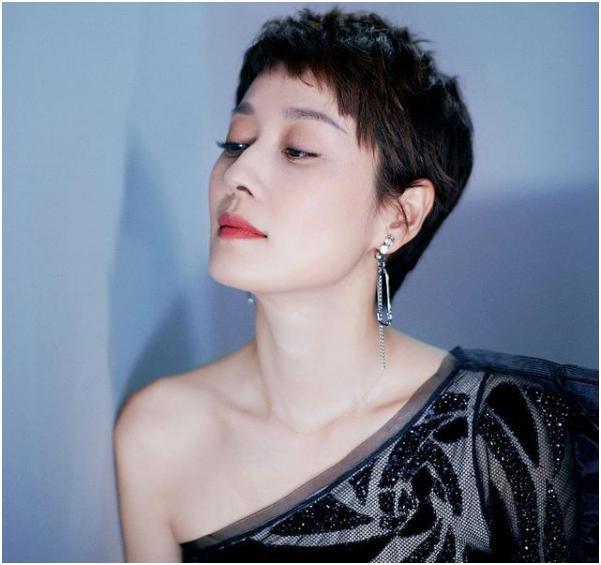 马伊琍的且行且珍惜是什么意思,婚姻不易且行且珍惜马伊琍