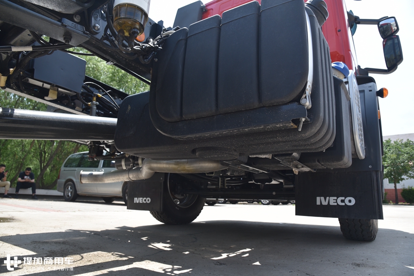 依维柯eurocargo多少钱,依维柯eurocargo6x6