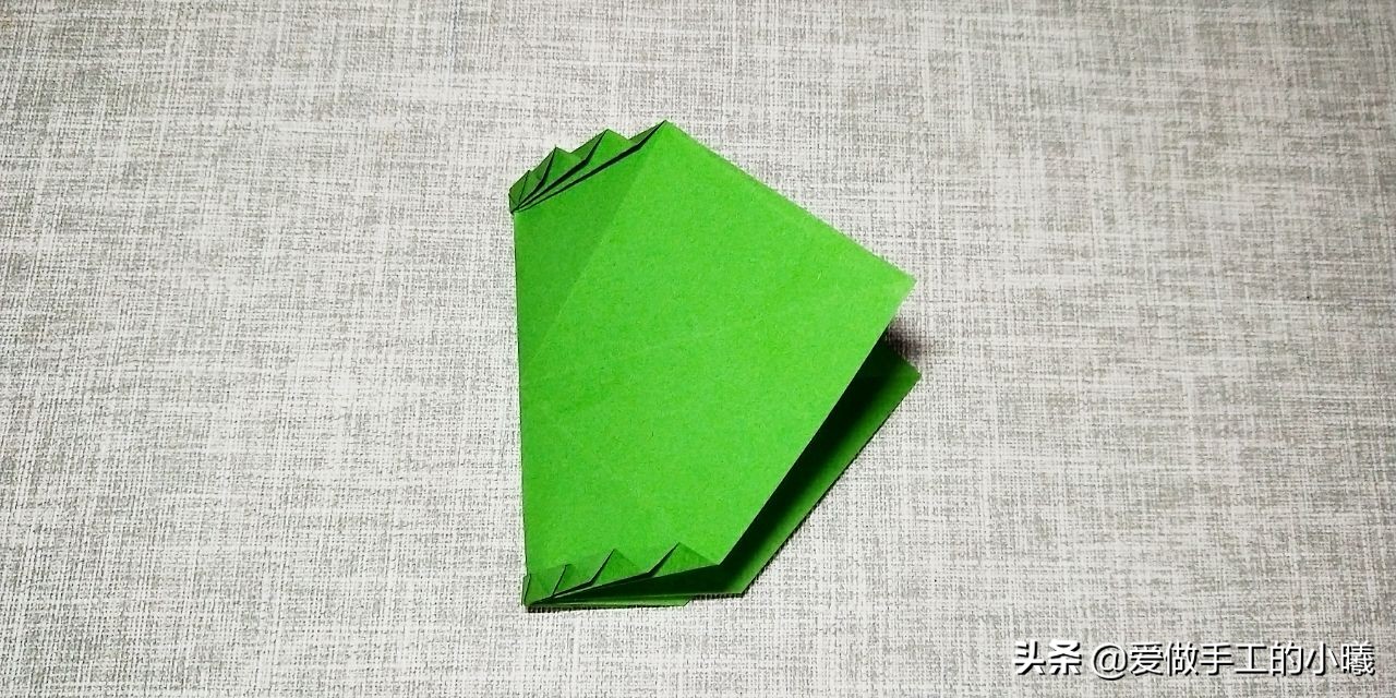 银杏叶手工折纸书签大全,读书节折纸书签