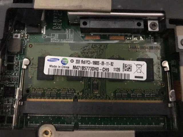 笔记本电脑开机黑屏维修费用多少,笔记本电脑开不了机屏幕黑屏