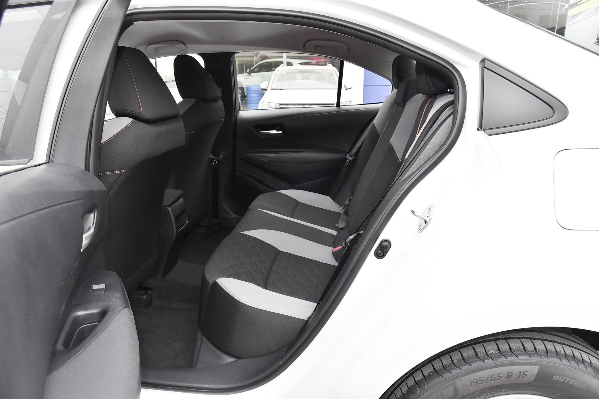 丰田卡罗拉的驾乘体验,新款丰田卡罗拉驾乘体验