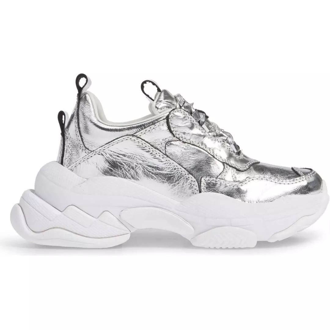 人生处处是陷阱,人生处处是陷阱只有躲起来最安全