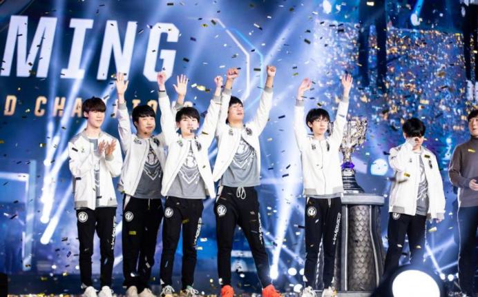 LPL隐藏的“祖安人”，Rookie私下与阿水对话，上来直接问候家人