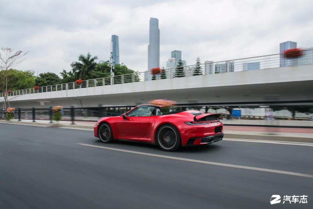 保时捷911carreracabriolet试驾,保时捷911carrera4s敞篷