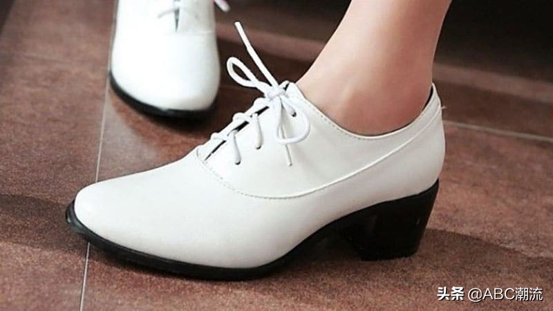 如何选择正确的高跟鞋,每个女人必须有的高跟鞋