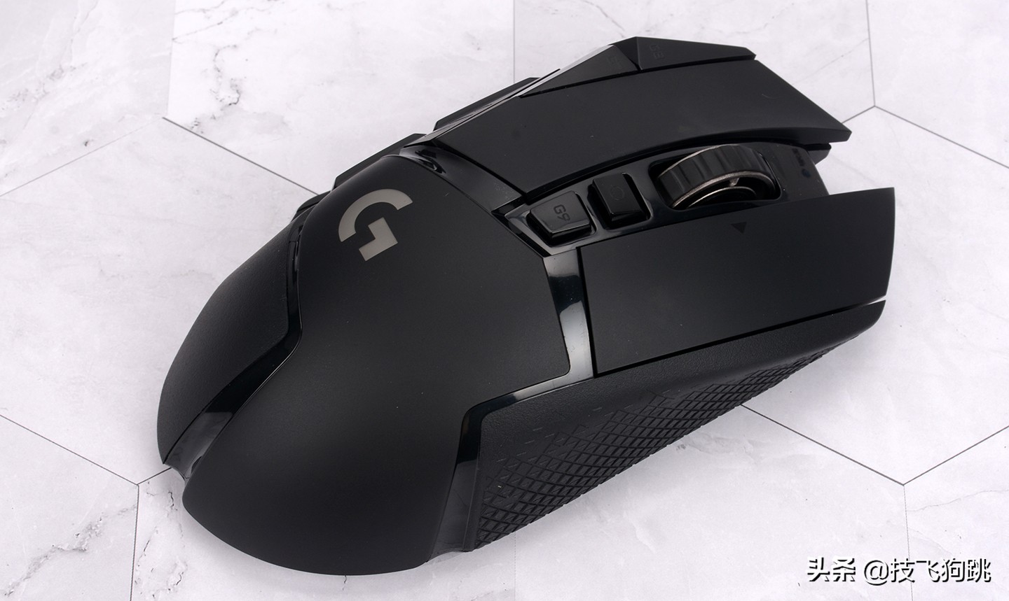 罗技g502lightspeed无线鼠标,打csgo鼠标dpi多少合适罗技g502