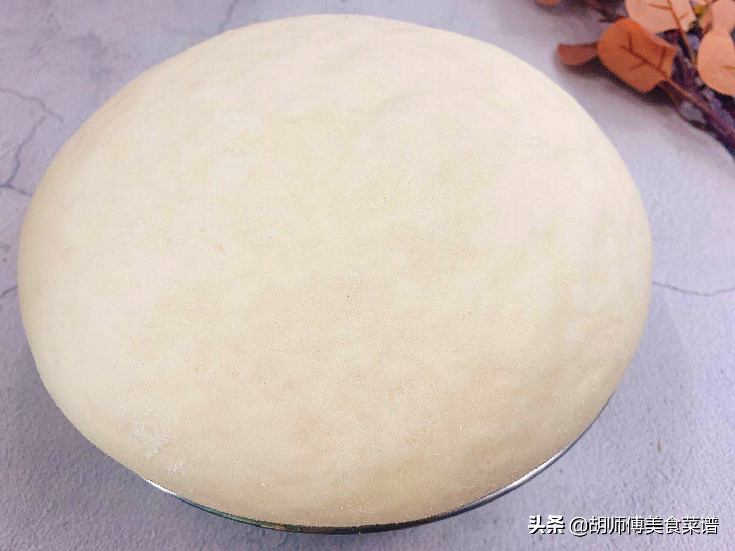 发面酸了怎么补救没有碱和小苏打,发面怎么能使面软而不粘手