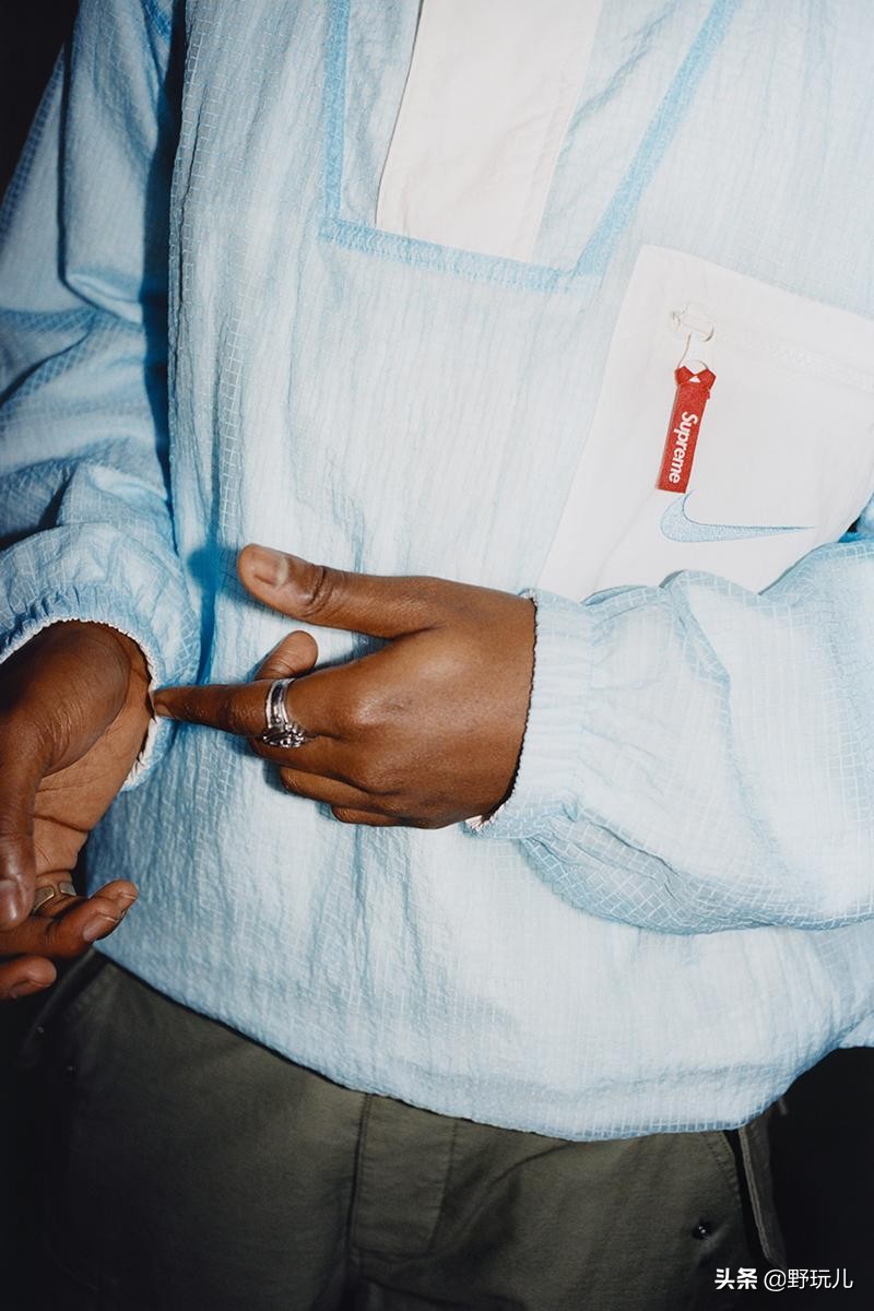 耐克supreme联名两面穿,nikexsupreme双面夹克