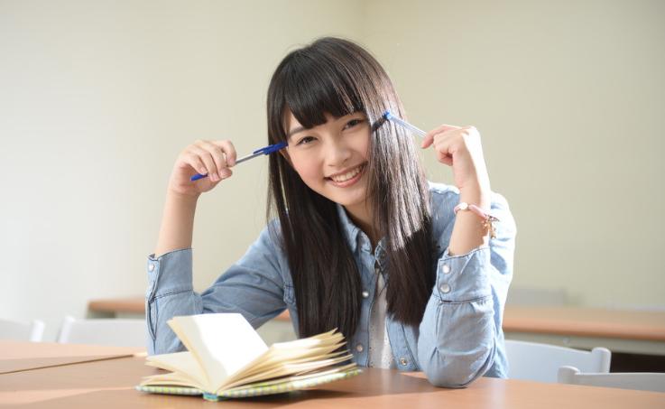 为什么8岁小女孩就来月经了,孩子8岁多就来例假怎么办