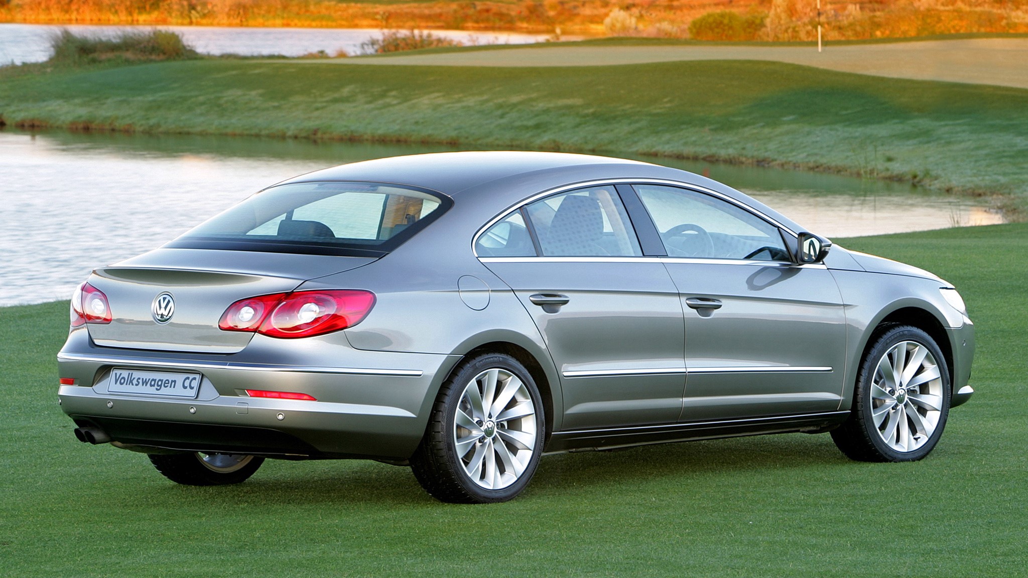 盘点那些新款比老款还难看的车,新款和旧款外形完全不一样的车