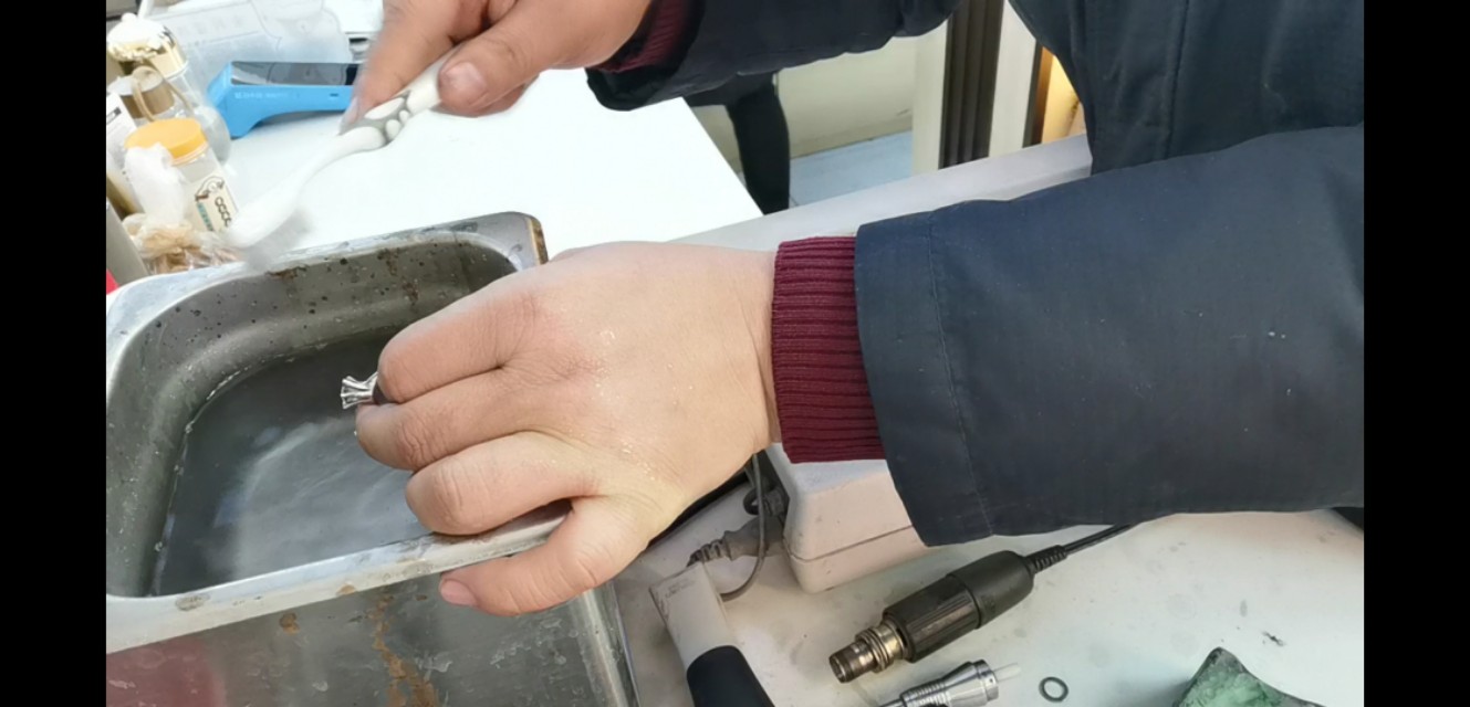 钻戒改圈店内会有记录吗,克拉钻戒维修