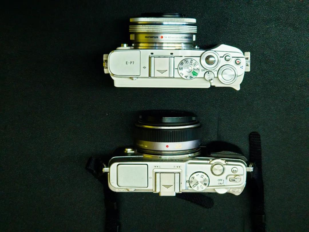 奥林巴斯e-p7的机身材质,奥林巴斯e-p7