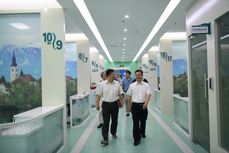 正式挂牌！龙岗区妇幼保健院成为深圳大学临床教学医院