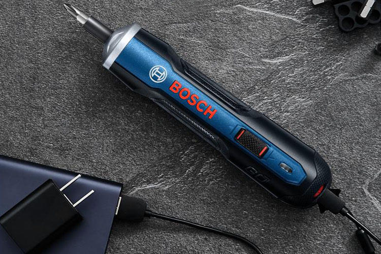 家里没有适合螺丝刀怎么拆解,家居安装电动螺丝刀推荐