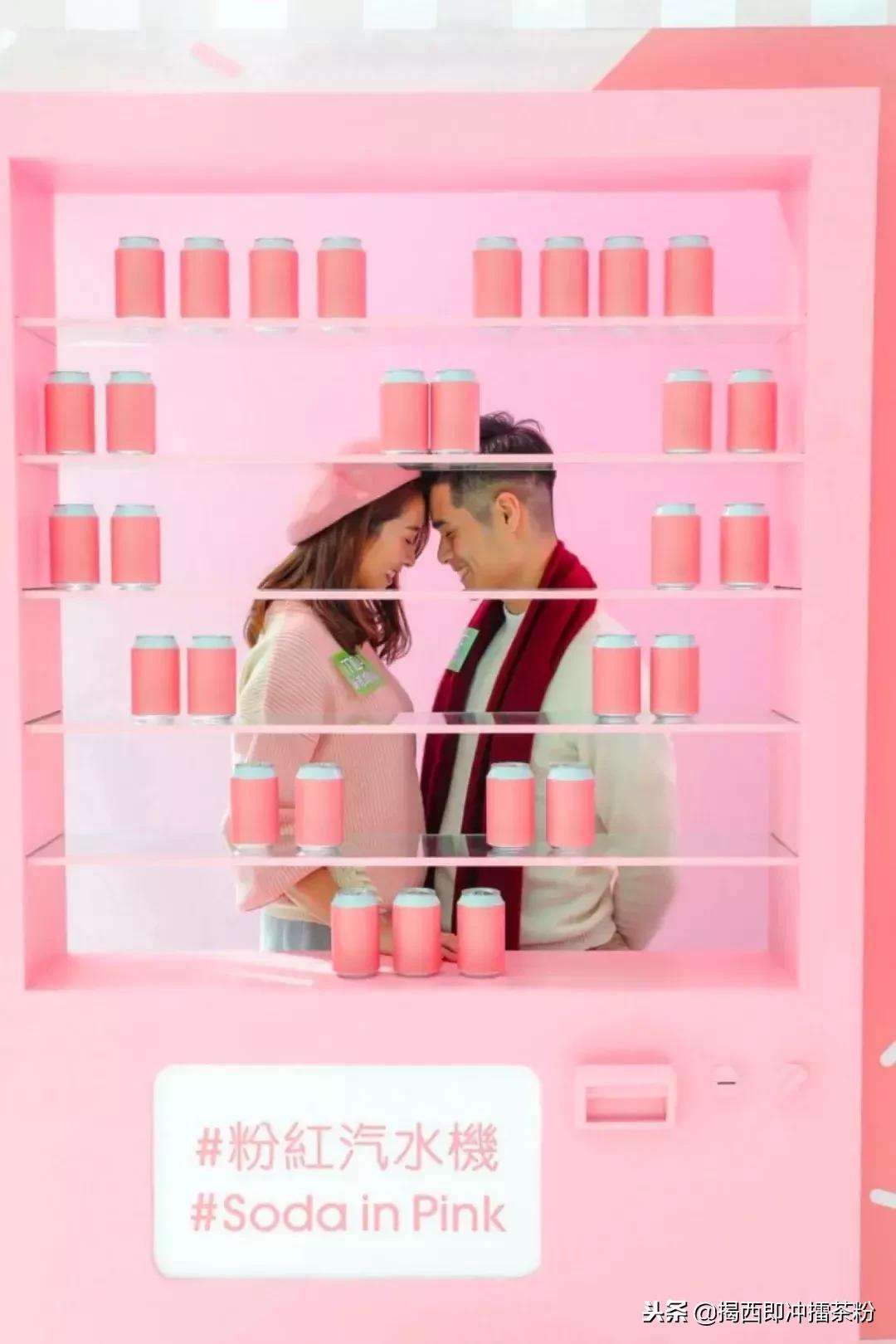 过分美丽！圣诞灯饰点亮香港：泰迪熊、比卡超、布丁狗陪你过圣诞