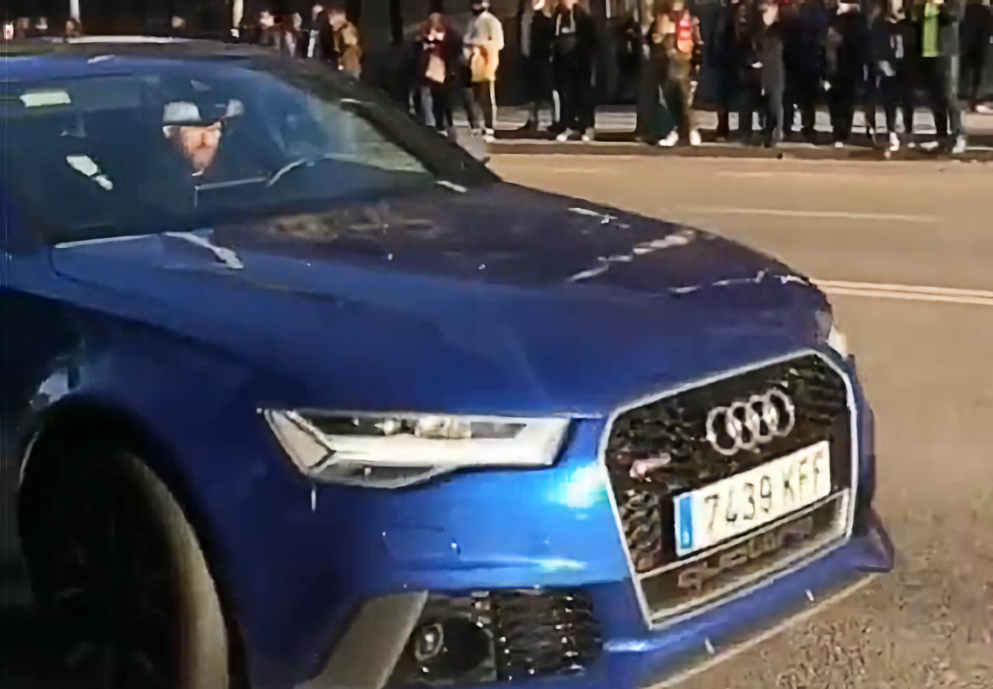 梅西低调豪车,梅西很低调只开十几万的路虎