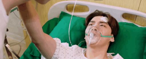 拍个吻戏搞这么多辣眼睛的花招,求求了,放过观众吧