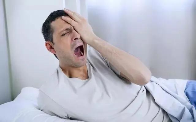 彻夜难眠睡不着是阴虚还是阳虚,手脚冰凉长期失眠是什么原因